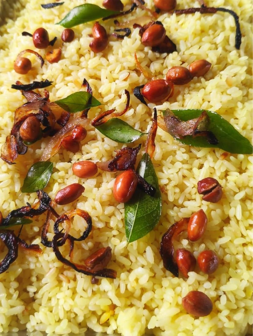 Roshini's Kitchen - Rice & Curry | Yellow Rice | Fried Rice